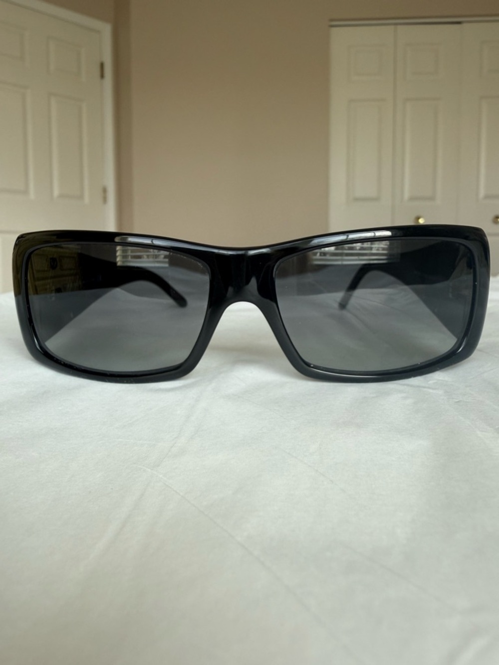 Prada Milano SPR10H 57014 Sunglasses